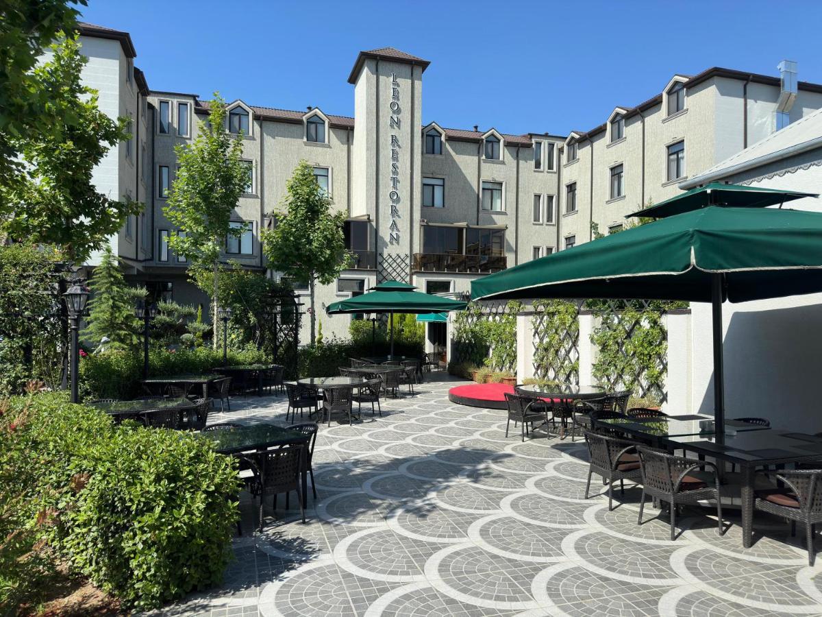 Leon Hotel Spa Ganja