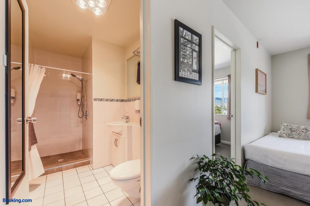 booking-301816-659449079-123668 Boutique Motel