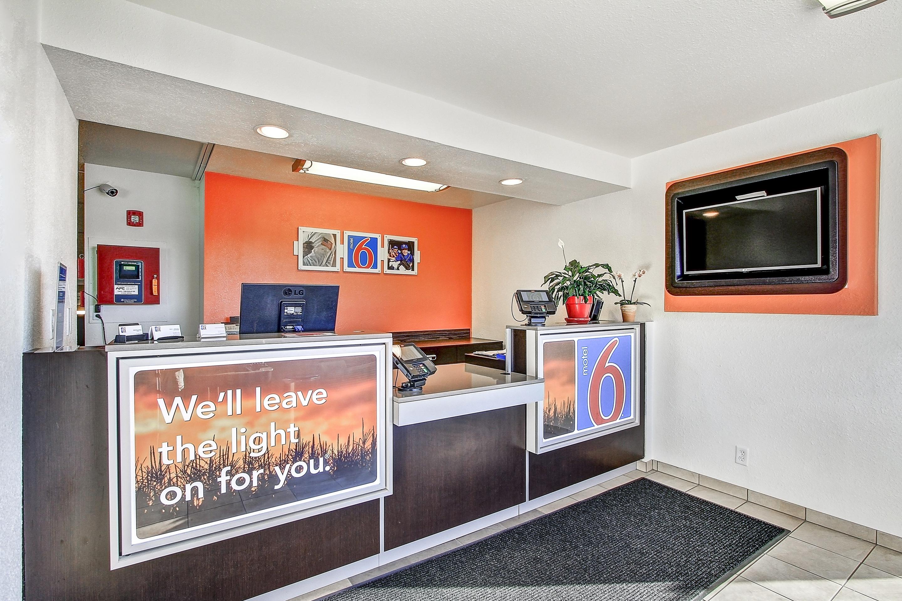 Motel 6 Green Bay $58 ($̶2̶8̶8̶). Green Bay Hotel Deals & Reviews - KAYAK