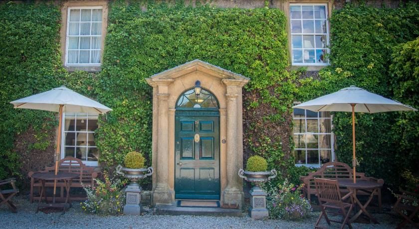 Rafters at Riverside House Hotel
