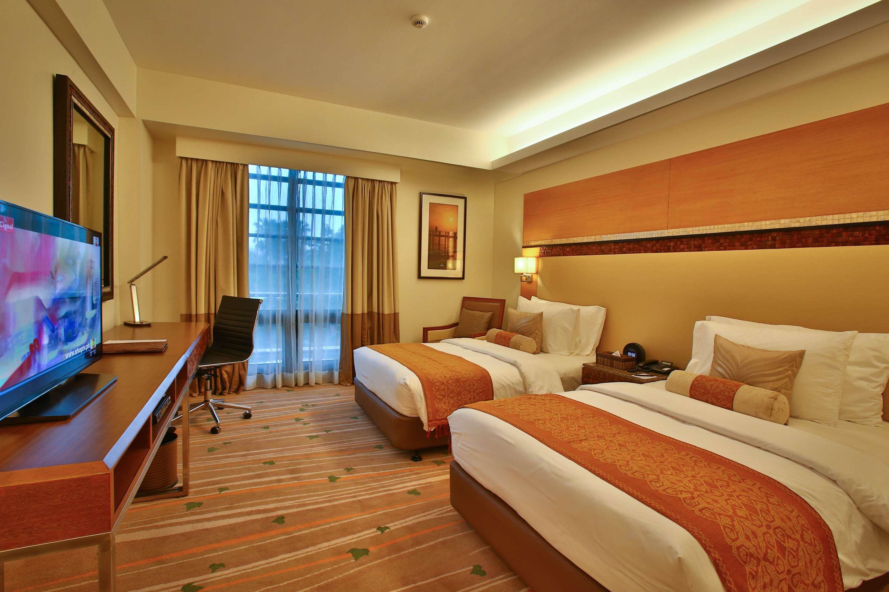 ice-83003-2373159_3XL-192986 Best Western Plus The Ivywall Hotel - Palawan
