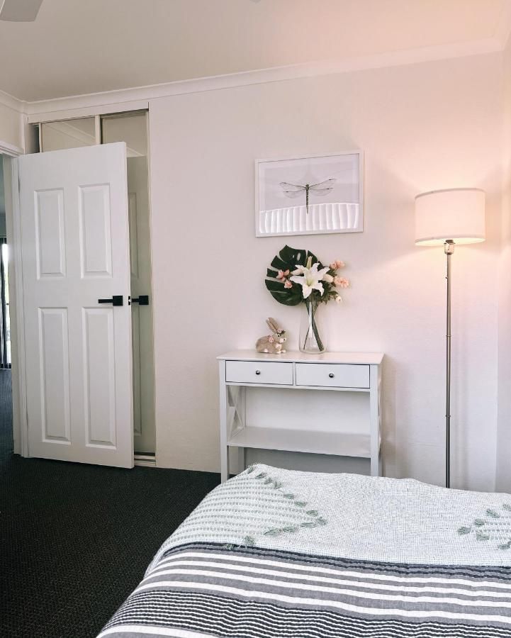 Nautilus Hamptons Style Luxury Beach Apartment Merimbula