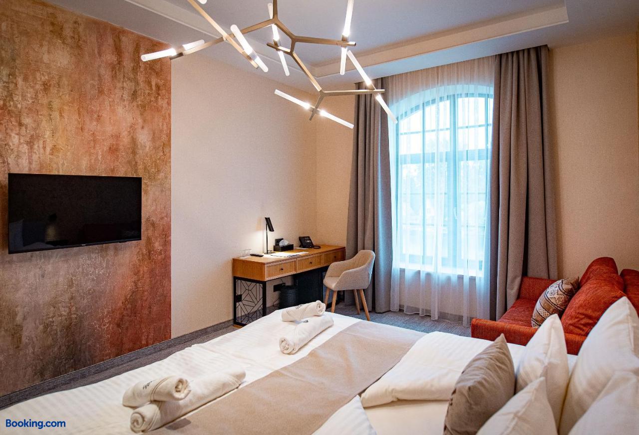 booking-1071097629-523572156-261353 Bordur Wellness Hotel és Szonyegmúzeum