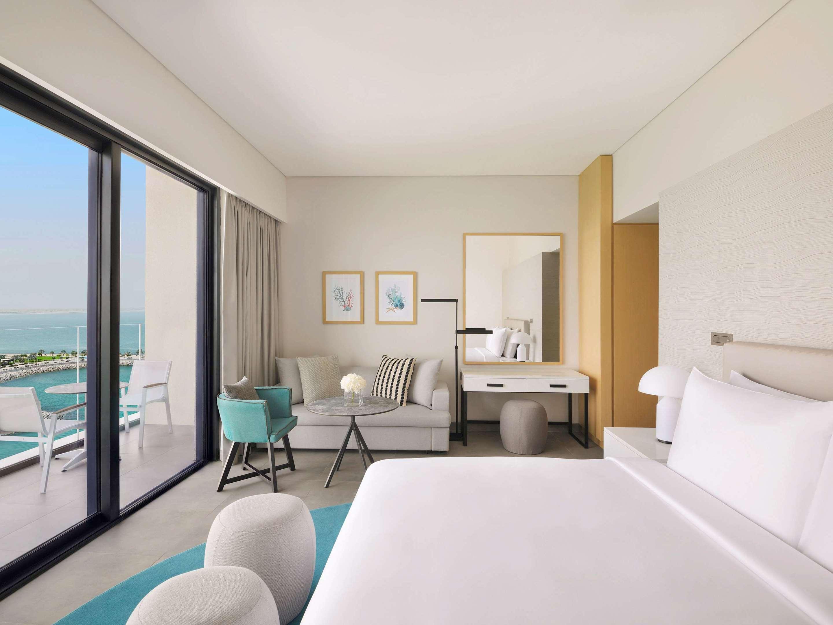 ice-1070419878-113694778-624305 Mövenpick Resort Al Marjan Island