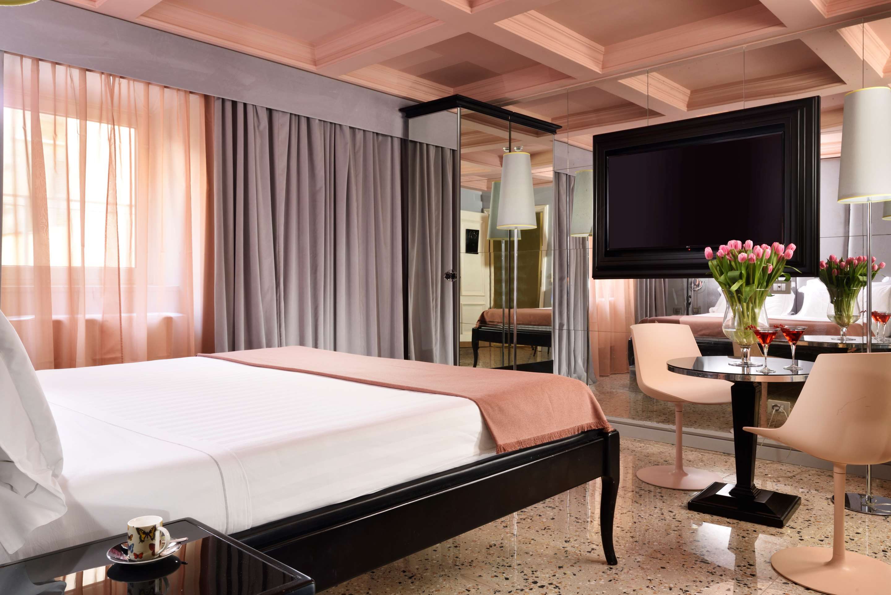 Leon's Place Hotel In Rome