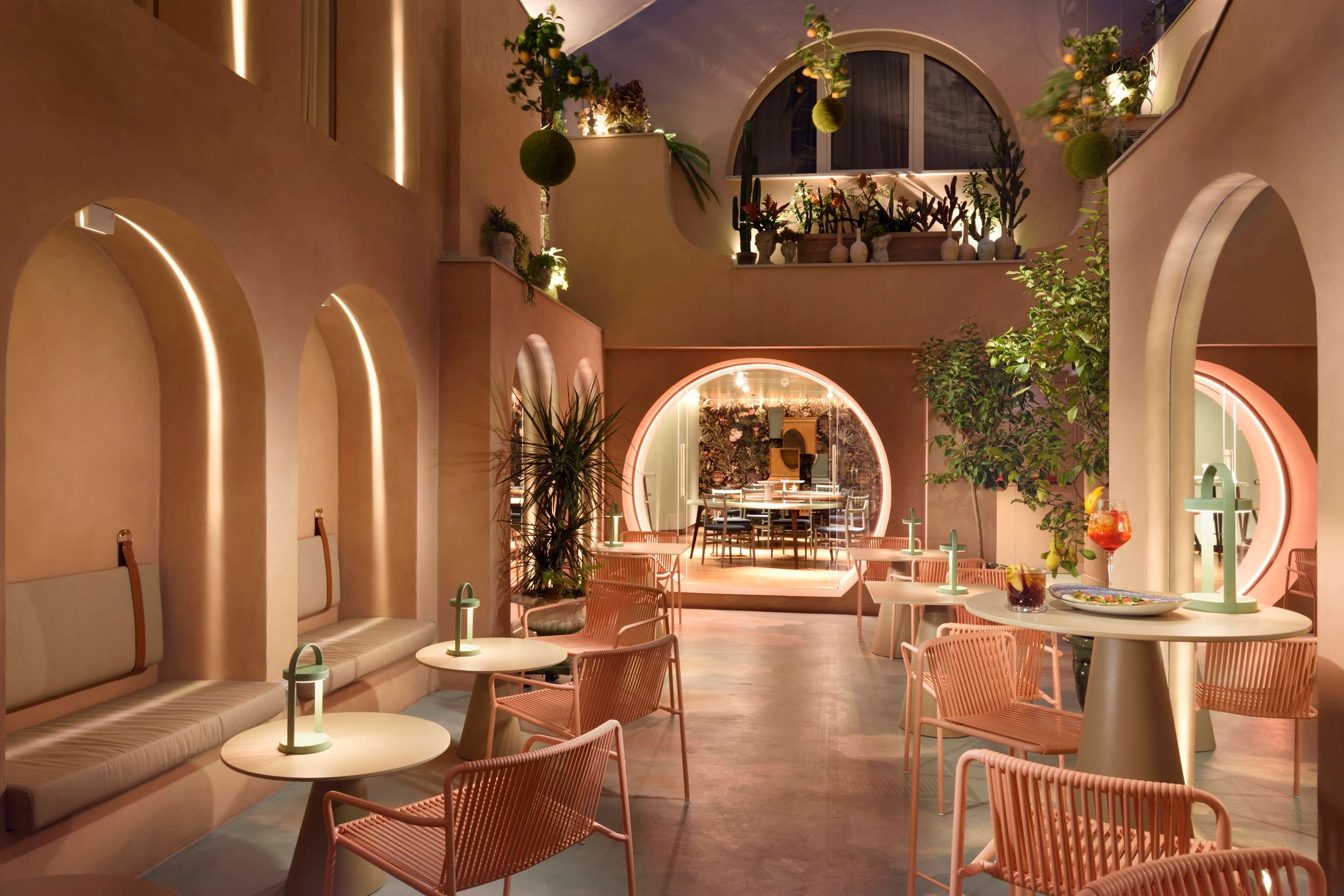 Leon's Place Hotel In Rome