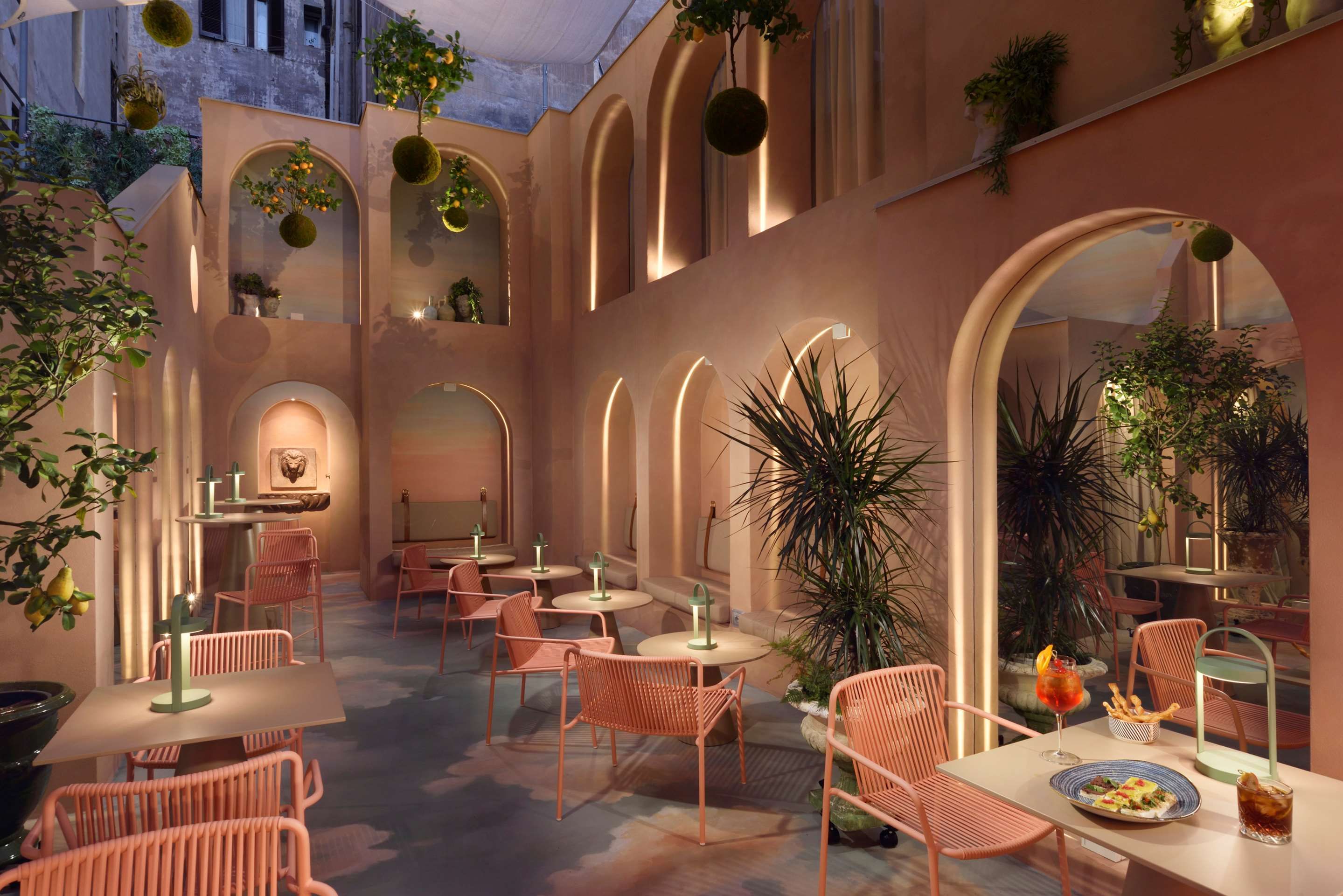 Leon's Place Hotel In Rome