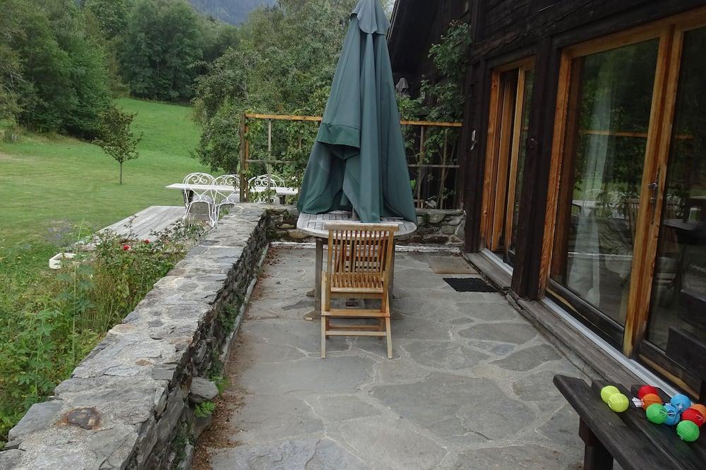 Renovated old farmhouse at Les Houches Rhône-Alpes - Les Houches visuel 1/5 Renovated old farmhouse at Les Houches Rhône-Alpes - Les Houches visuel 1/5