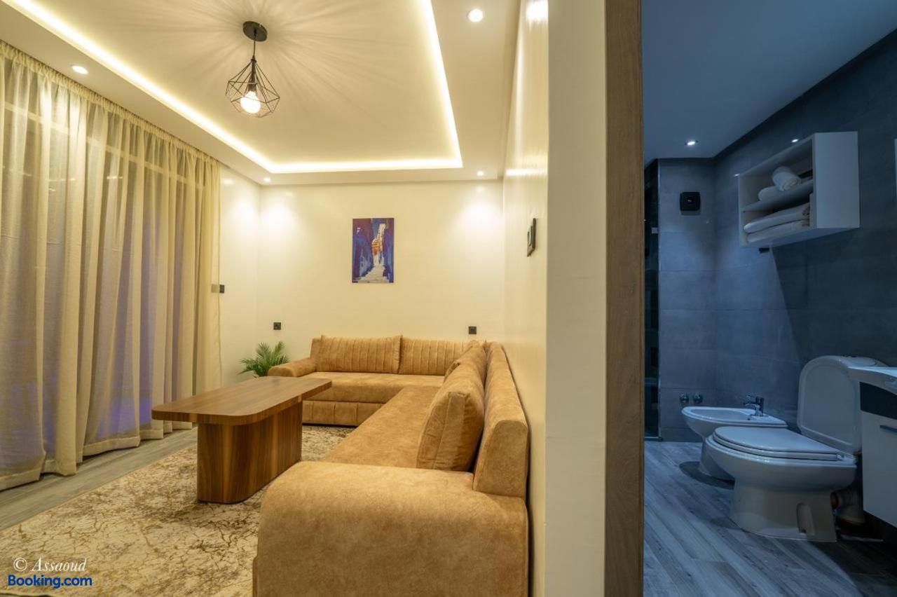 booking-1072070312-624753399-309205 Luxury Chaouen