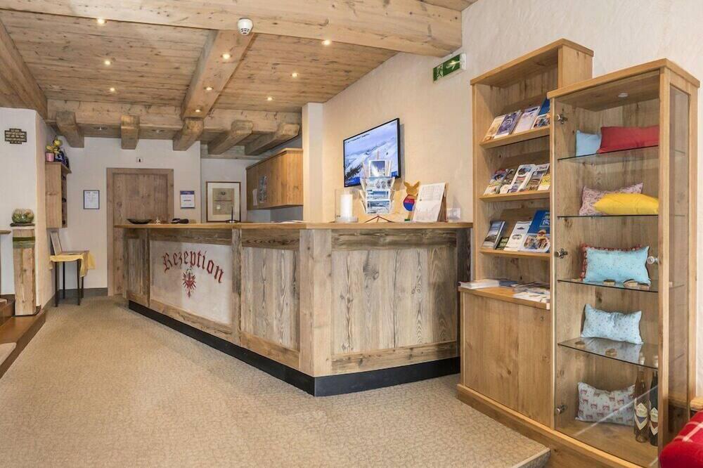 expedia_group-1070630094-12407813-145568 Hotel Schneeberger