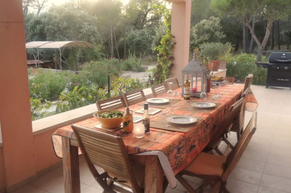 Luxury Villa Vaucluse with private pool Languedoc-Roussillon - Saumane visuel 2/5 Luxury Villa Vaucluse with private pool Languedoc-Roussillon - Saumane visuel 2/5
