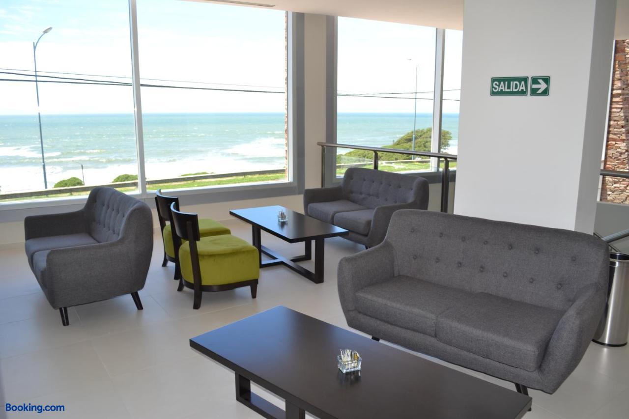 booking-4683235-176370349-484545 Hotel Oscar Lescano