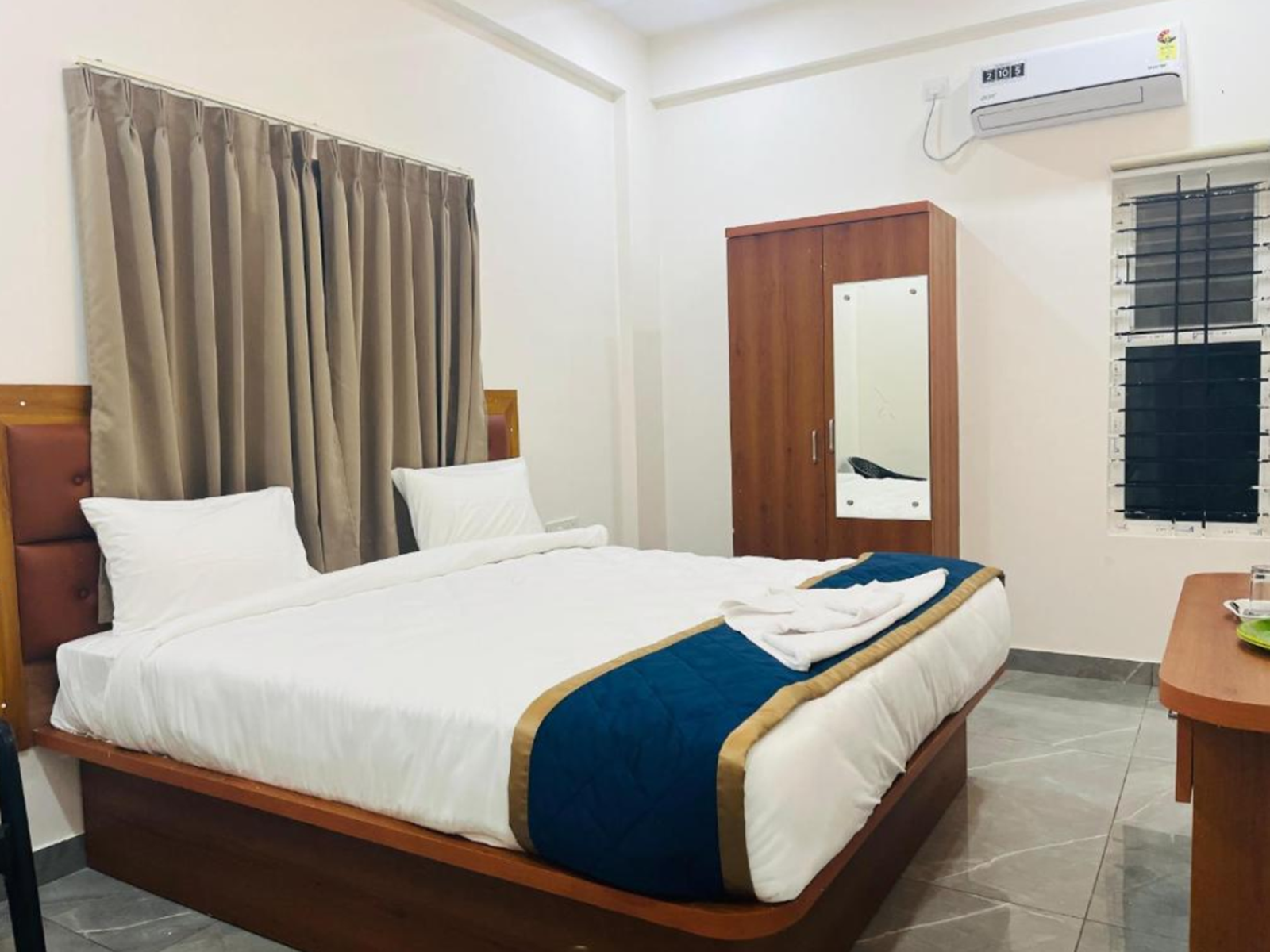 hotel photo