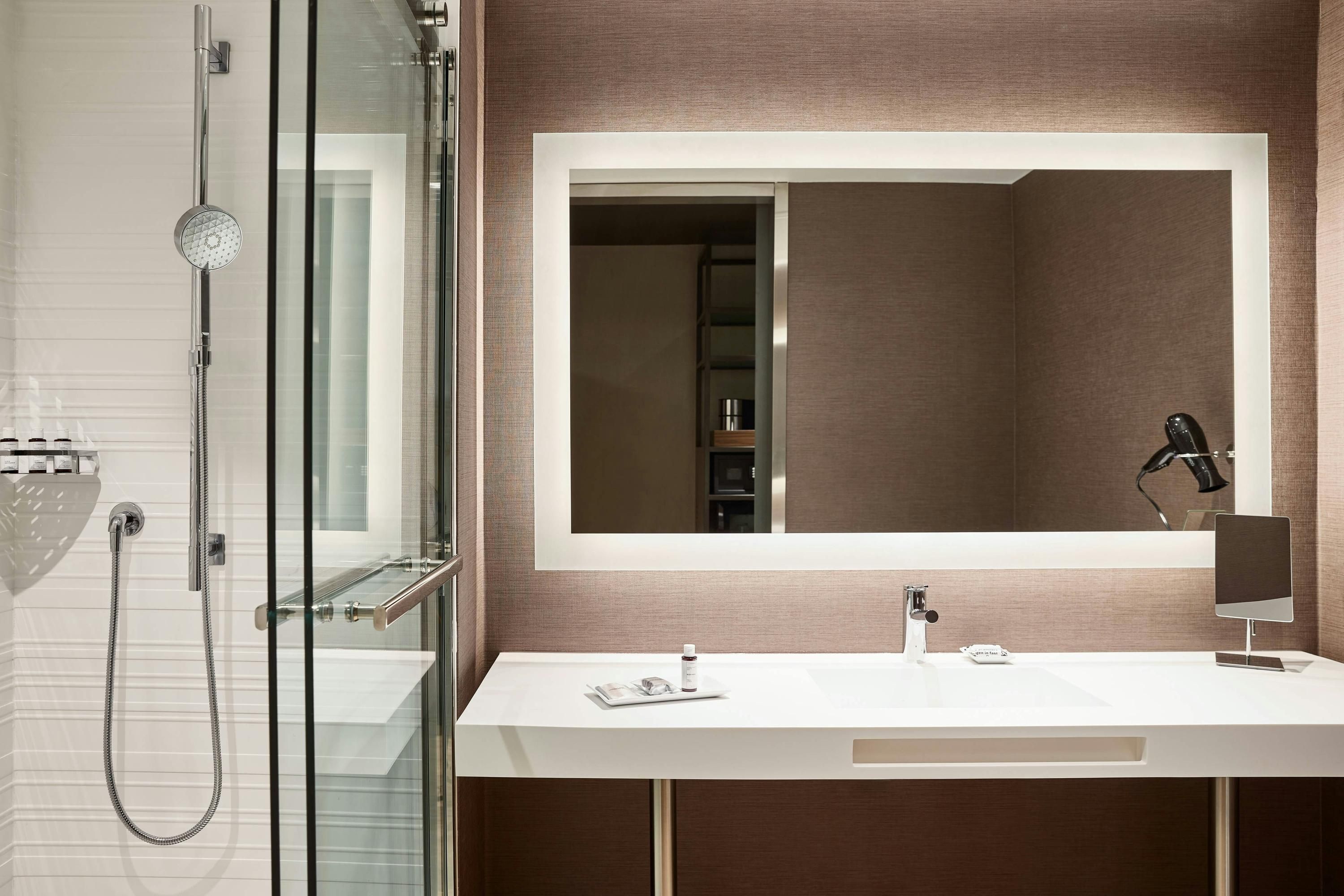 AC Hotel by Marriott Atlanta Perimeter