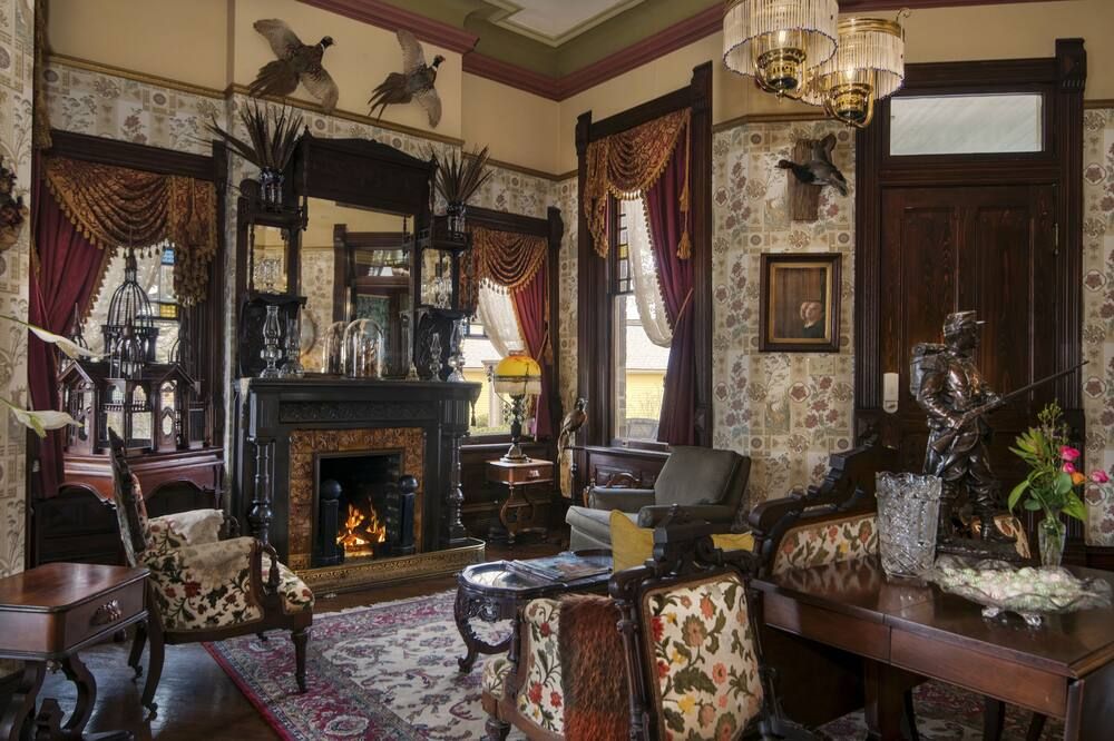 The Empress of Little Rock