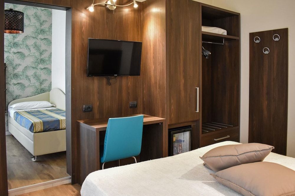 hotel photo