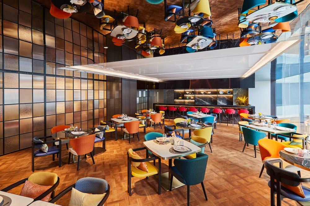 Prince Hotel, Marco Polo