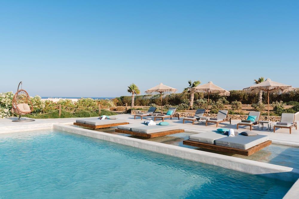 expedia_group-5406403-dd1cf2-670019 Myconian Crown Suites