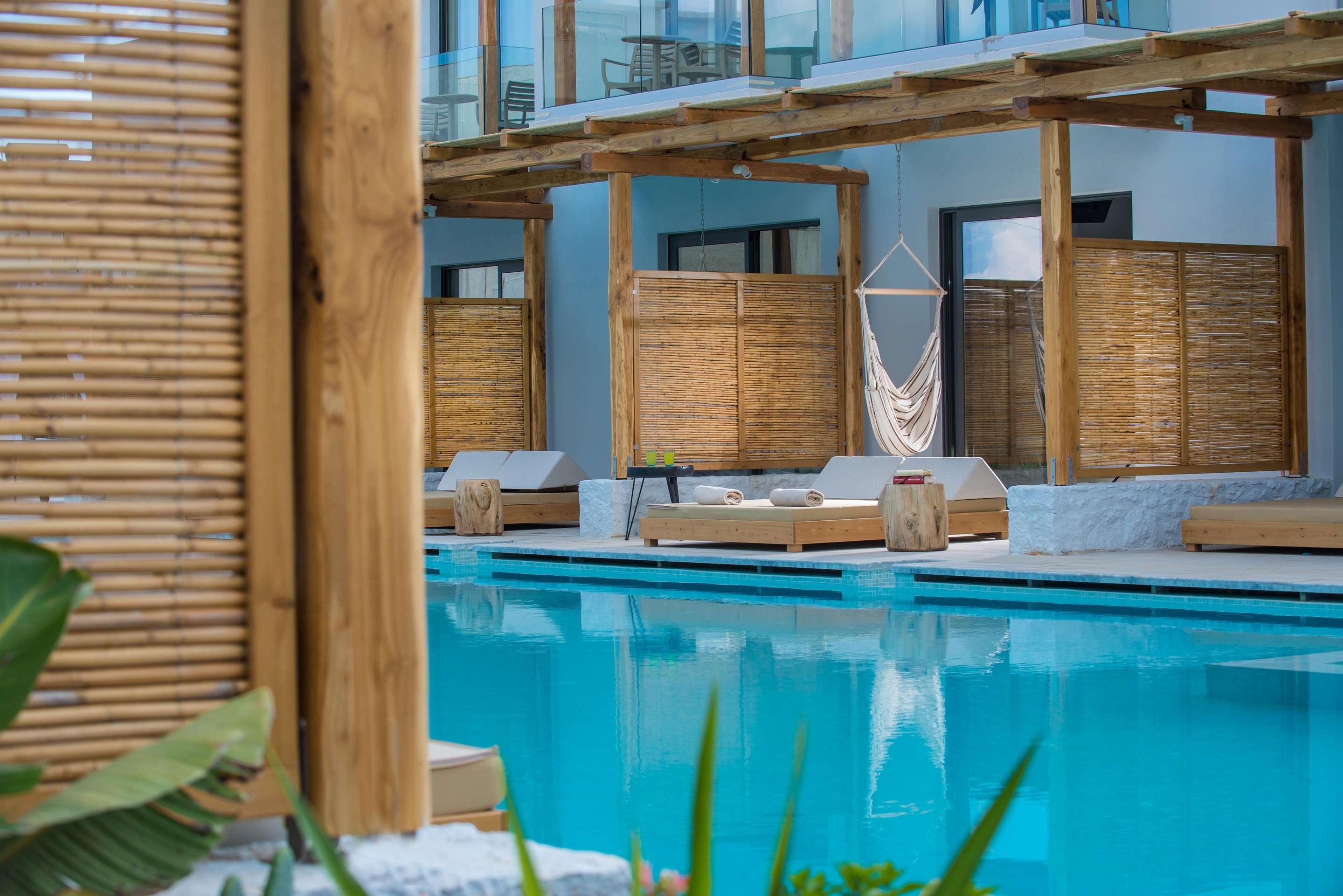 ice-4288209-e1ddee-544575 Paralos Lifestyle Beach