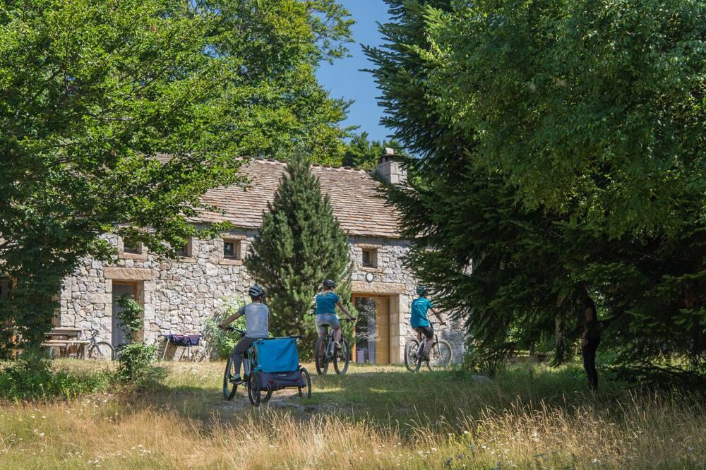 Traditional premium gîte with sauna at Mas de la Barque in Lozère Languedoc-Roussillon - Vialas visuel 5/10 Traditional premium gîte with sauna at Mas de la Barque in Lozère Languedoc-Roussillon - Vialas visuel 5/10