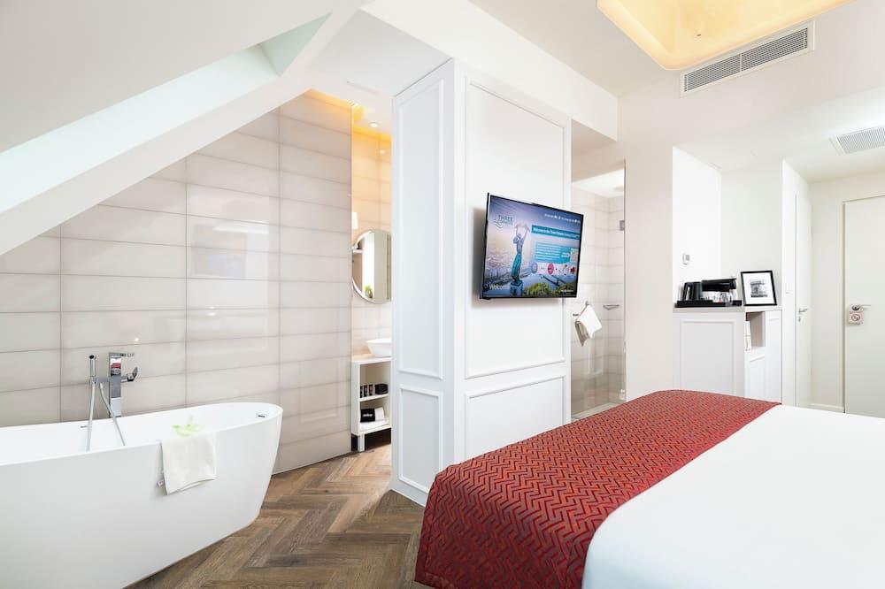 expedia_group-1071649059-61824270-550770 Three Corners Avenue Hotel