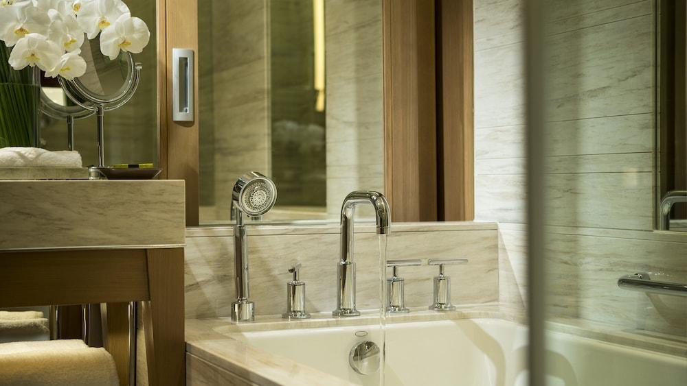 sembo-732990-94bf31-894543 Intercontinental Nha Trang