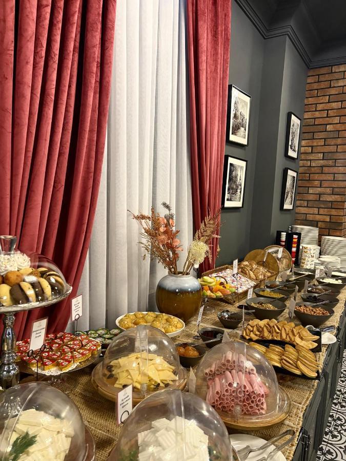 Leon Hotel Spa Ganja