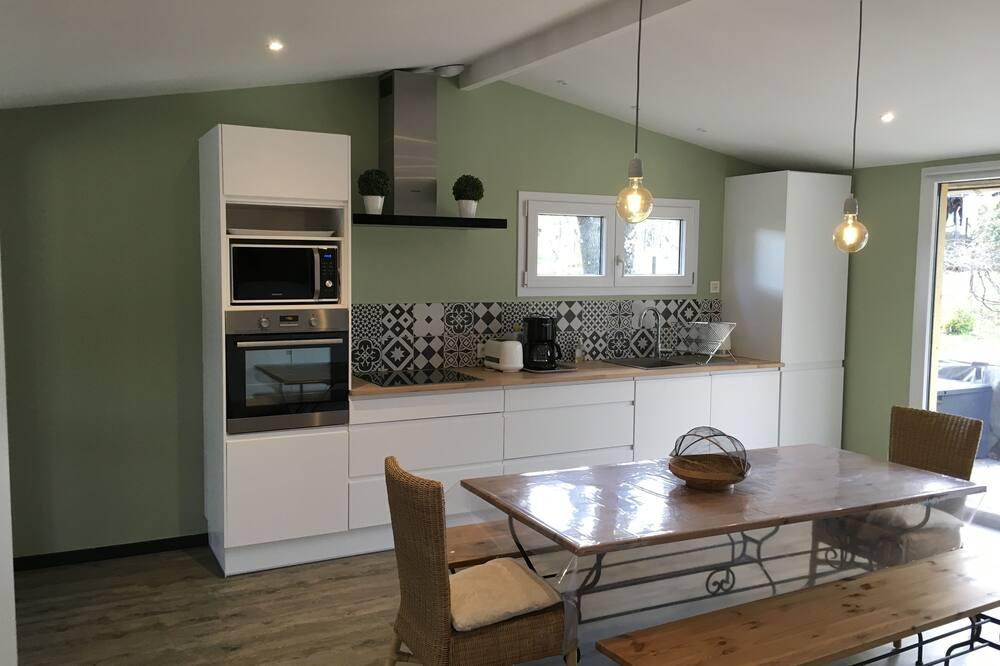 Villa 9 People With Secure Private Pool Rhône-Alpes - Sampzon visuel 5/5 Villa 9 People With Secure Private Pool Rhône-Alpes - Sampzon visuel 5/5