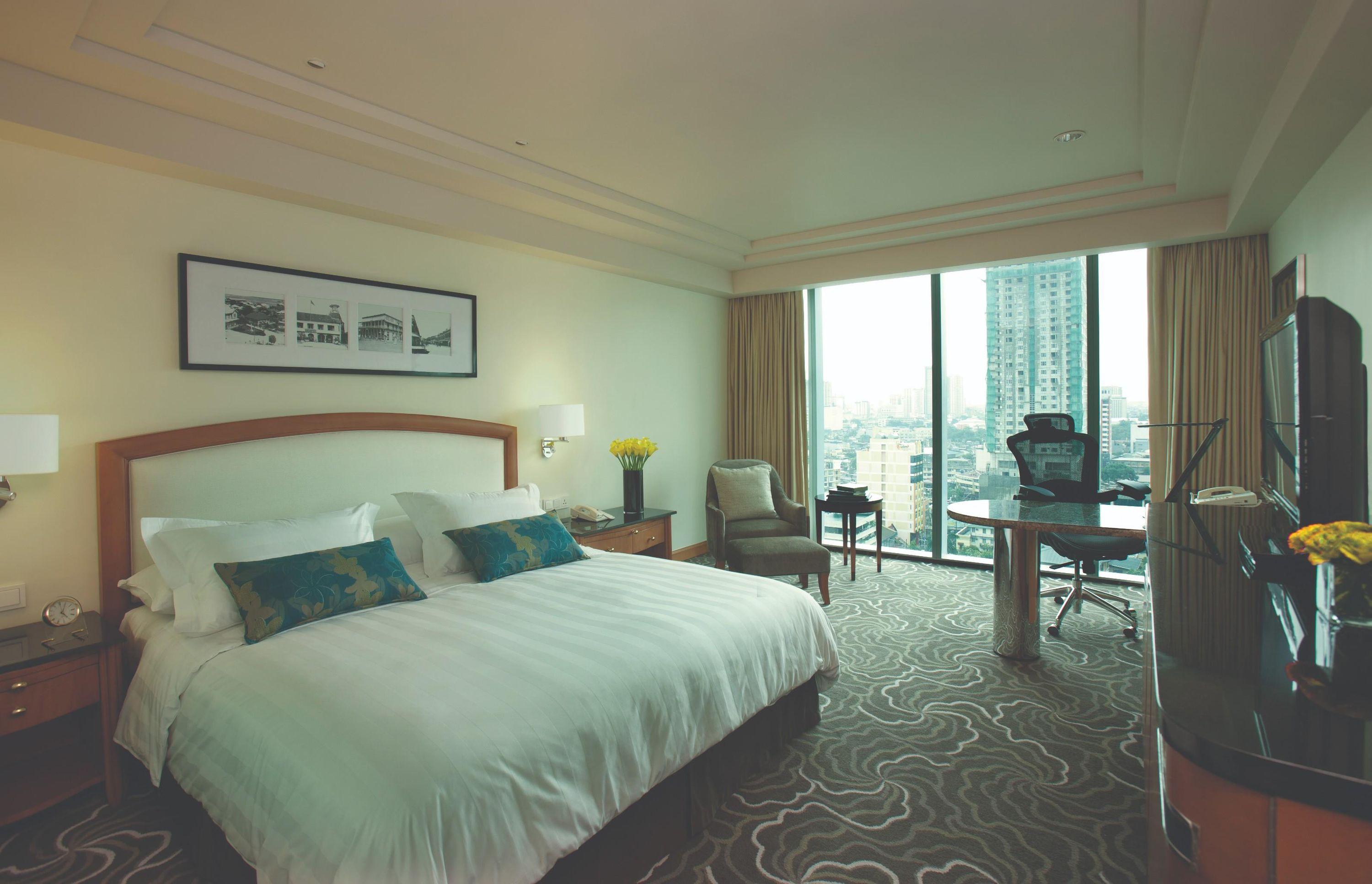 Sheraton Manila Bay, Manila, NCR, Philippines - Compare Deals