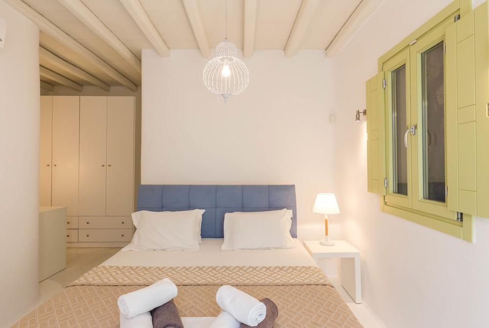 sembo-3940958-1f7473-645272 Lyra Villas Mykonos