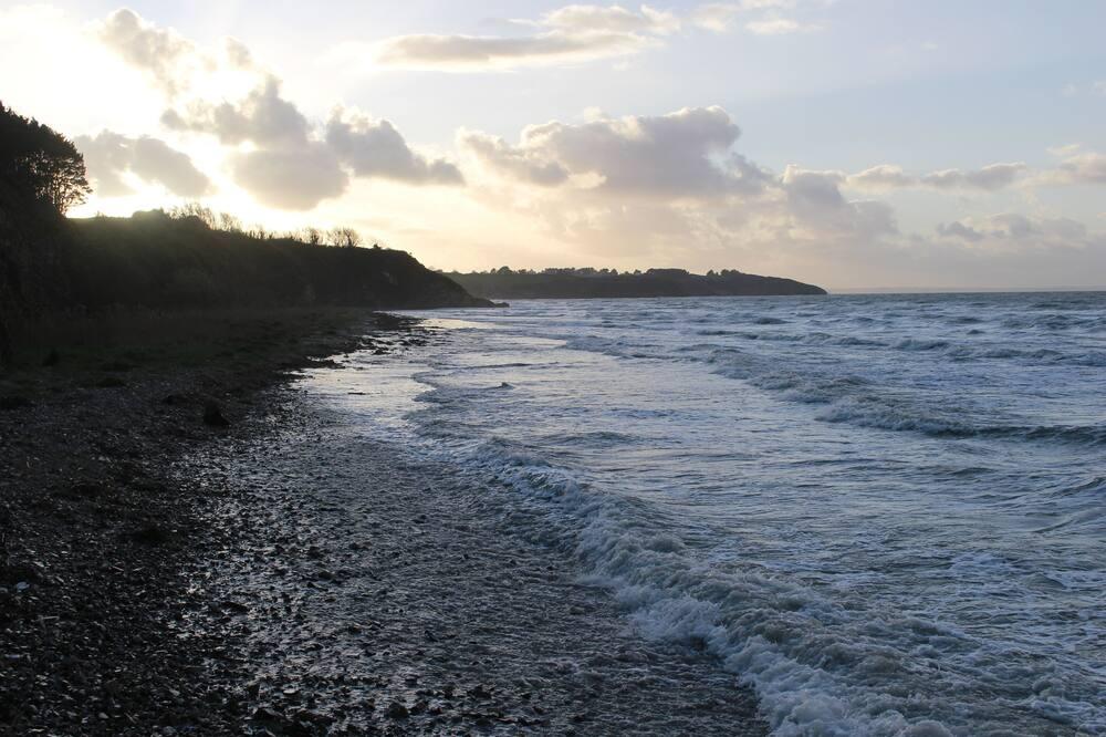 Cottage 7 to 9 people in the Bay of Saint Brieuc 200m from the beach! Bretagne - Hillion visuel 5/5 Cottage 7 to 9 people in the Bay of Saint Brieuc 200m from the beach! Bretagne - Hillion visuel 5/5