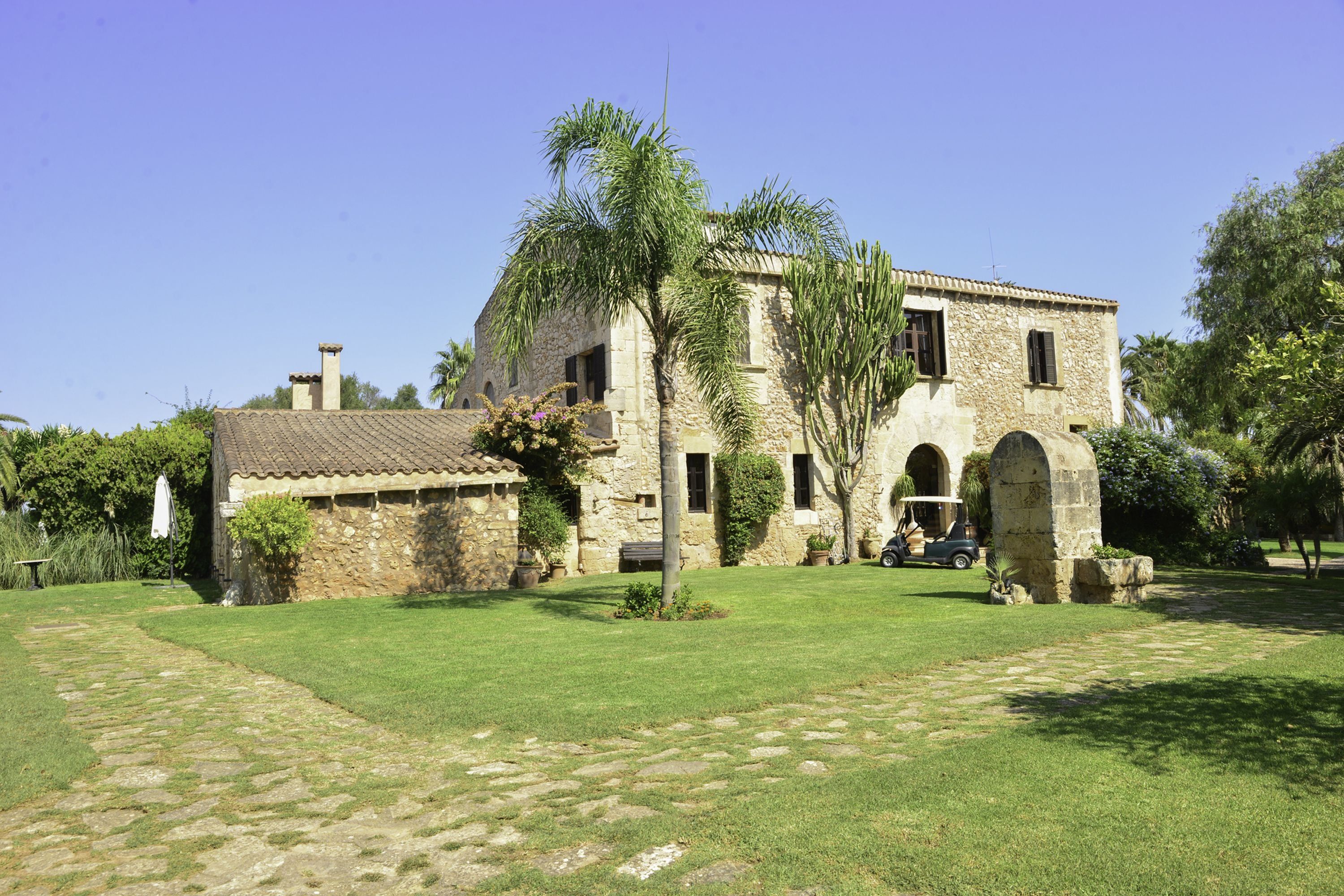 La Reserva Rotana