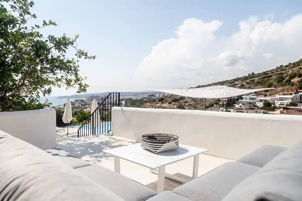 Villa Sitges Colonial. Impressive views of the sea. High design. Renovated. Costa Dorada - Sitges visuel 5/5 Villa Sitges Colonial. Impressive views of the sea. High design. Renovated. Costa Dorada - Sitges visuel 5/5