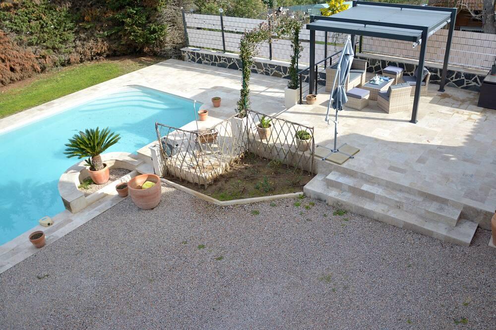 20mn from the beach, House and large swimming pool VAR. 3 bedrooms, 2 bathrooms, sleeps 7 Provence-Alpes-Côte d'Azur - Les Arcs sur Argens visuel 1/5 20mn from the beach, House and large swimming pool VAR. 3 bedrooms, 2 bathrooms, sleeps 7 Provence-Alpes-Côte d'Azur - Les Arcs sur Argens visuel 1/5