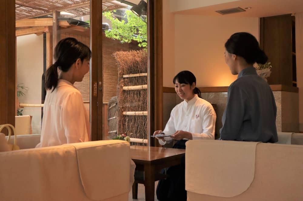 expedia_group-397975-196422191-211537 Monjusou