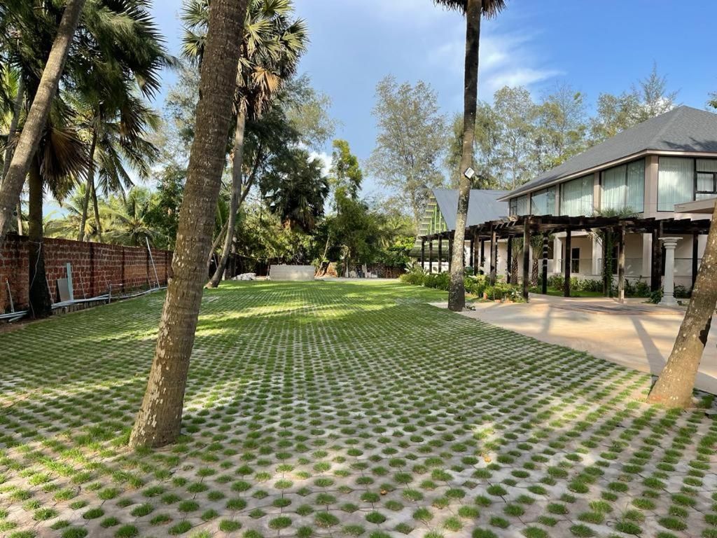 Uva Sands Beach Resort
