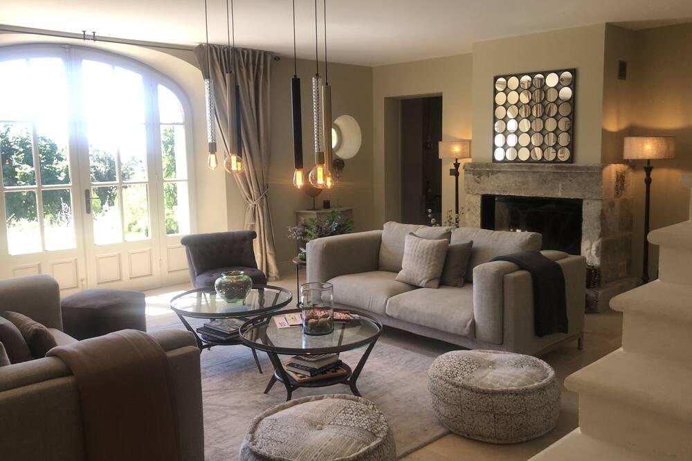Near St Rémy de Pce, property 5in exceptional area, heated swimming pool&jacuzz Provence-Alpes-Côte d'Azur - Baux-de-Provence visuel 1/10 Near St Rémy de Pce, property 5in exceptional area, heated swimming pool&jacuzz Provence-Alpes-Côte d'Azur - Baux-de-Provence visuel 1/10