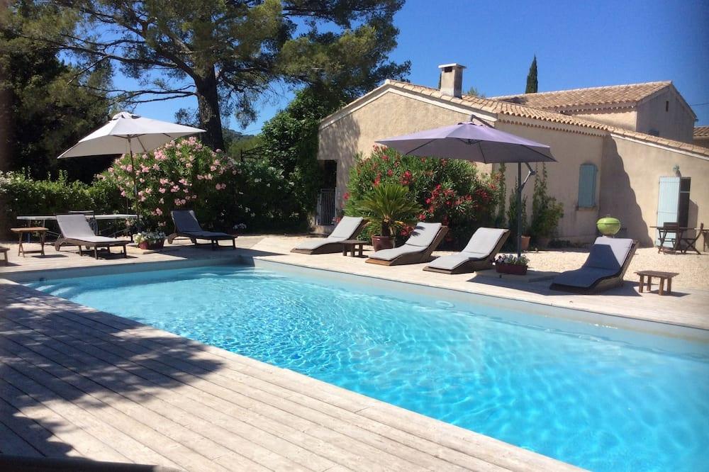 Circuit Du Castellet Villa Rental With Heated Pool, 7km From The Beach Provence-Alpes-Côte d'Azur - Le Castellet visuel 1/5 Circuit Du Castellet Villa Rental With Heated Pool, 7km From The Beach Provence-Alpes-Côte d'Azur - Le Castellet visuel 1/5