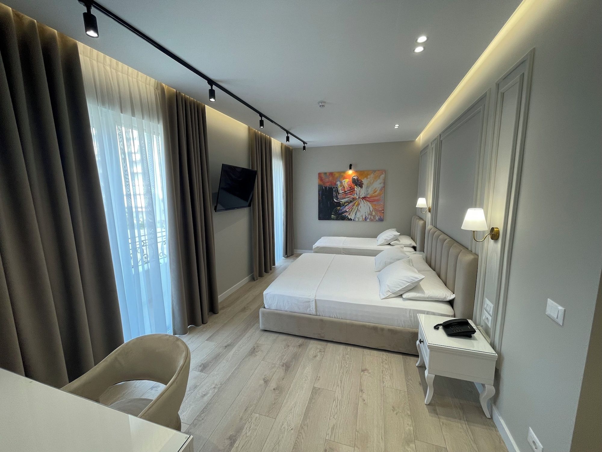 hotel photo