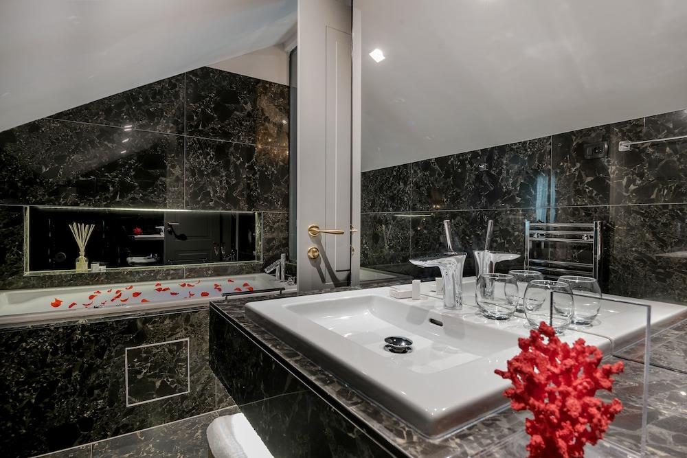 sembo-867977-52656e-574170 Heritage Hotel 19