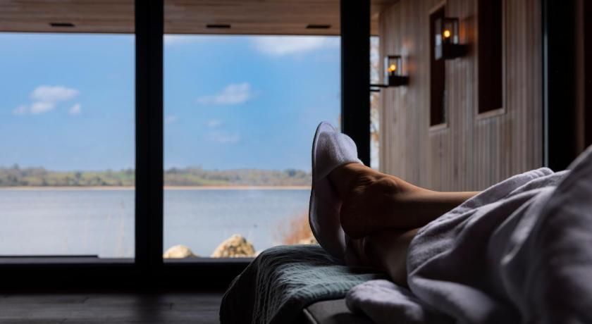 Wineport Lodge