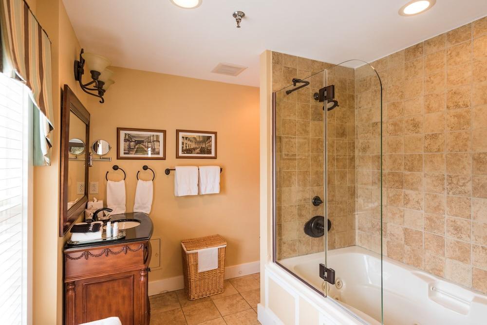 Reluctant Panther Inn & Restaurant