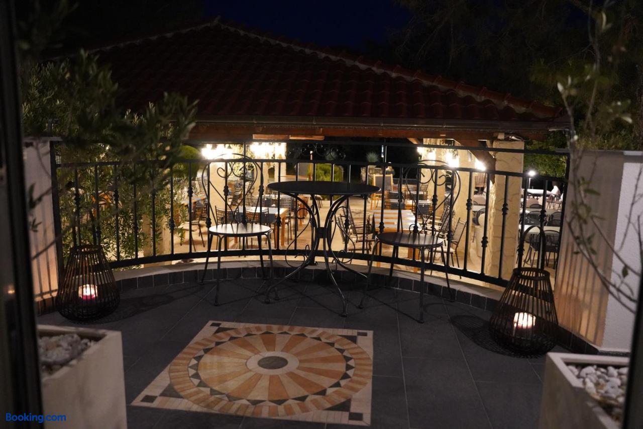 booking-1071064993-536447602-160919 Villa Olea