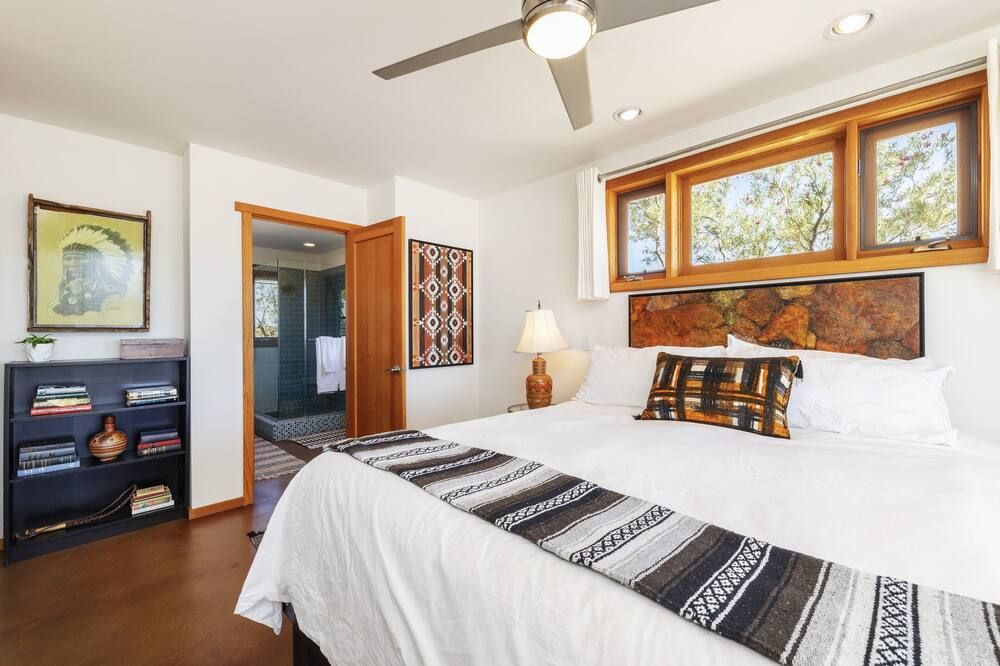 Constellation Compound