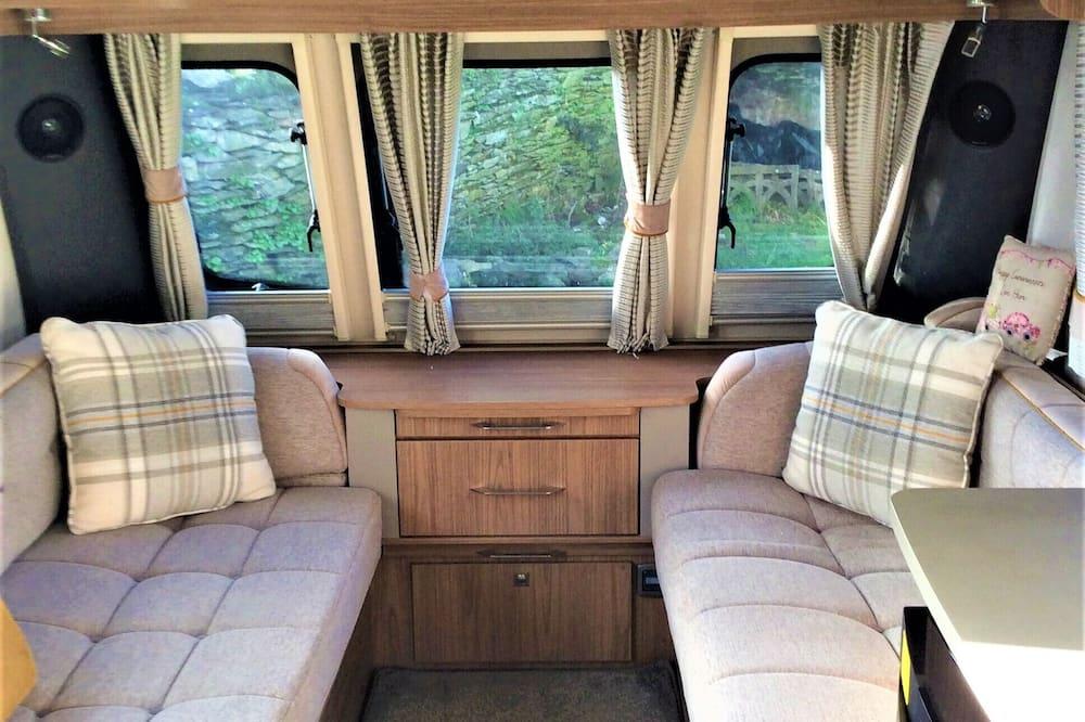 Luxury Coachman Caravan To Sleep 1-4 Rhône-Alpes - Saint-May visuel 5/5 Luxury Coachman Caravan To Sleep 1-4 Rhône-Alpes - Saint-May visuel 5/5
