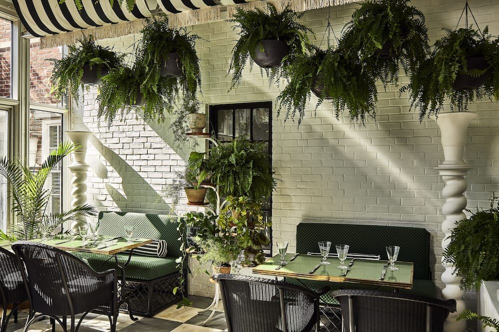 The Vanderbilt, Auberge Resorts Collection