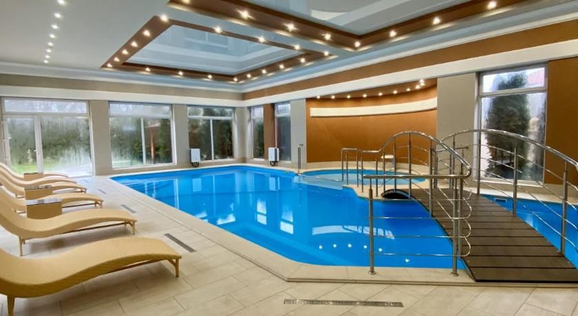 Sting Hotel & Event Palace