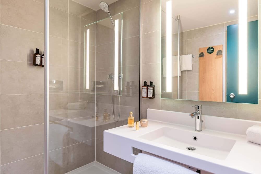 B&B HOTEL Lyon Nord Rhône-Alpes - Dardilly visuel 3/5