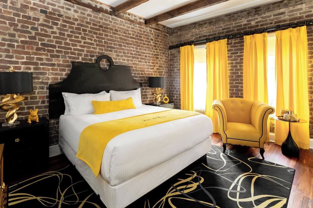 The Vendue, Downtown Art Hotel