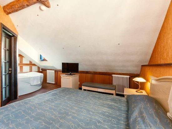 Old Estate Hotel & Spa